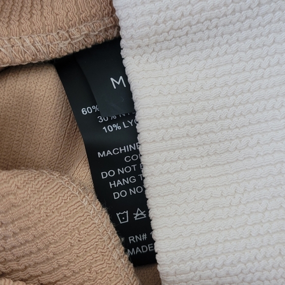 (2pcs)ONA by Yoon Chung Colorblock Ivory/Tan and Grey Shimmer Leggings - Picture 12 of 14